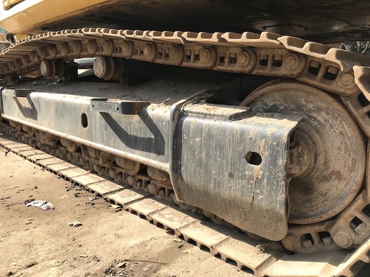 PC360-7 유압 크롤러는 16m3 물통이 있는 Komatsu 굴착기를 사용했습니다.