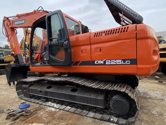 22 톤 원본 사용 Doosan DX225 크롤러 발굴기 157KW 엔진 전력 및 1.05m3 버킷 용량