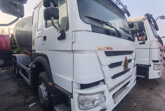중고 SINOTRUK HOWO 콘크리트 믹싱 트럭 6x4 380HP 사용 된 콘크리트 믹싱 트럭