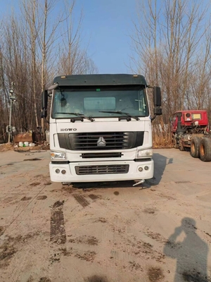 20m3 중고 SINOTRUK HOWO 6x4 스프링클러 물 트럭 판매