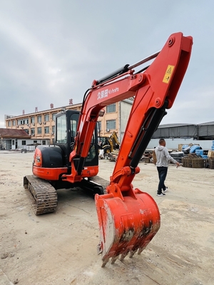 5톤 사용된 쿠보타 KX155 크롤러 발굴기 29.9KW 엔진 전력 및 0.16m3 버킷 용량으로 사용 된 발굴기