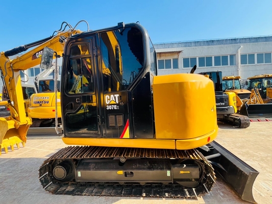 0.33 CBM CAT 307E2 중고 Caterpillar Excavator 일본 제조 중고 크롤러 발굴기 7톤 건설 기계